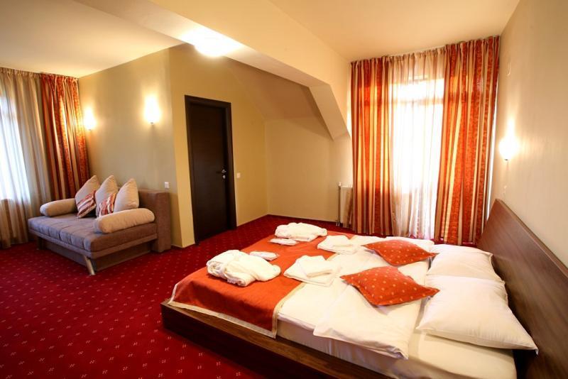 Hotel Maya House Predeal Exterior foto